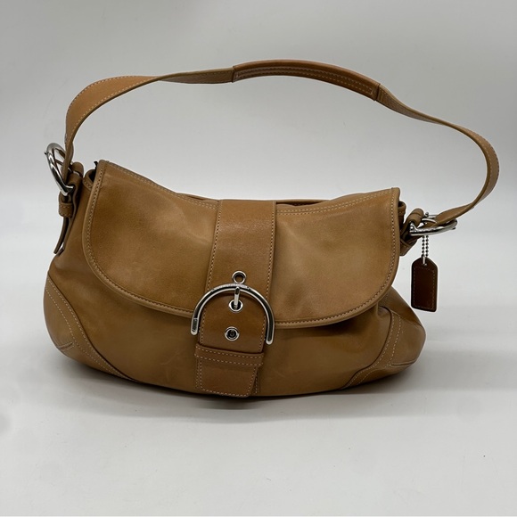 Coach Vintage Shoulder Bag. - Picture 9 of 12